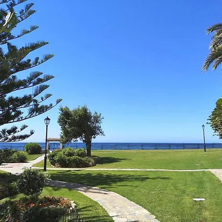 Con Vistas Al Mar En Apartamento Marbella